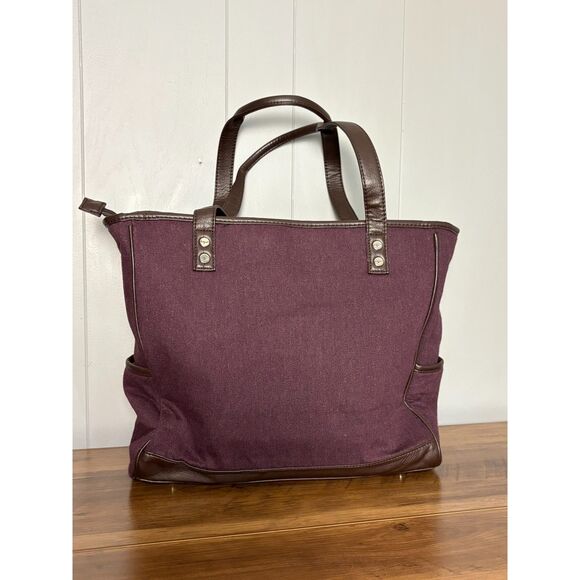 thirty-one Handbags - NWOT Thirty One Purple Tote - Cindy Tote